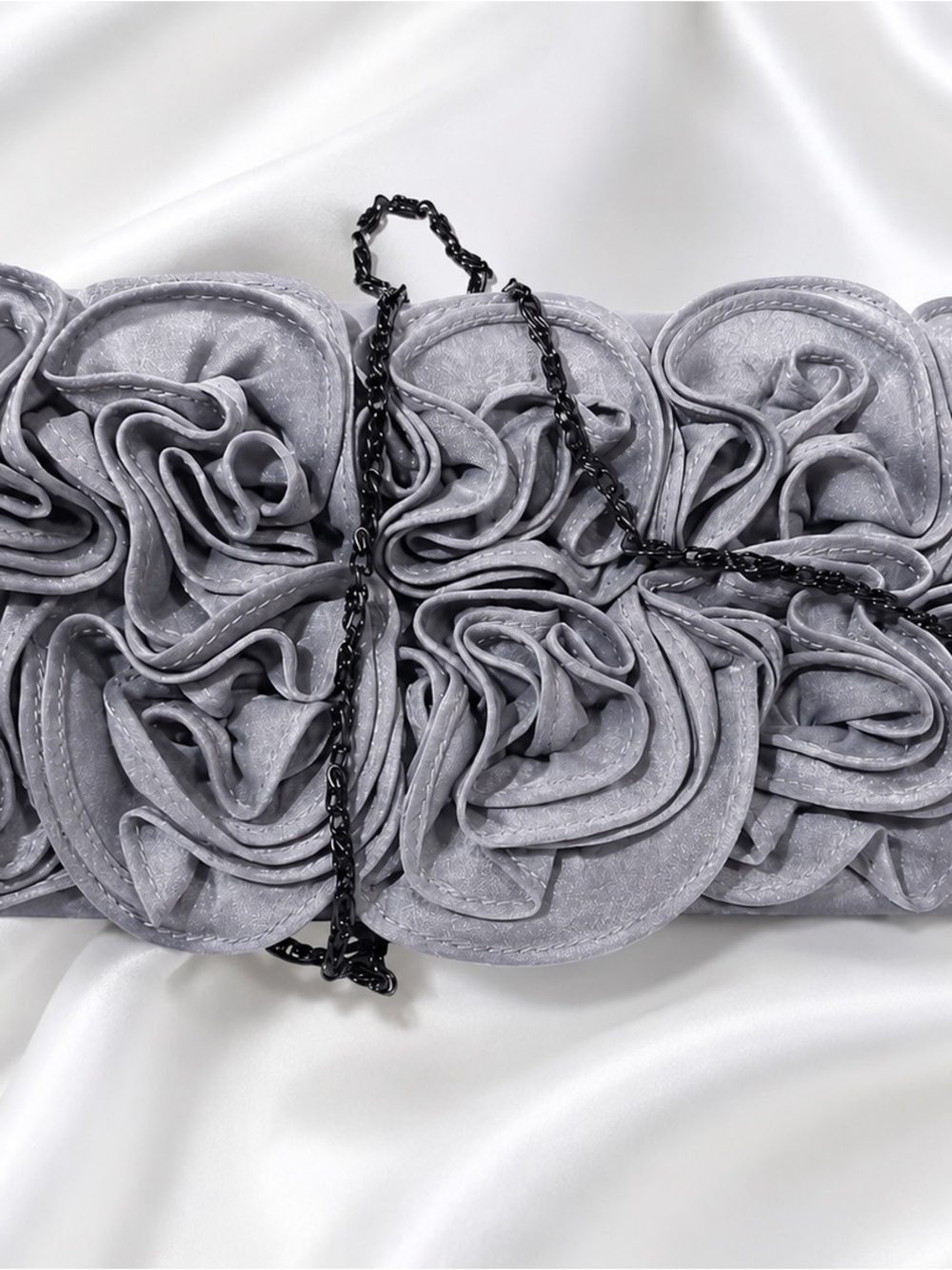 ✨ Satin Rosette Evening Clutch – 12×27 cm, Medium Chain, Elegant